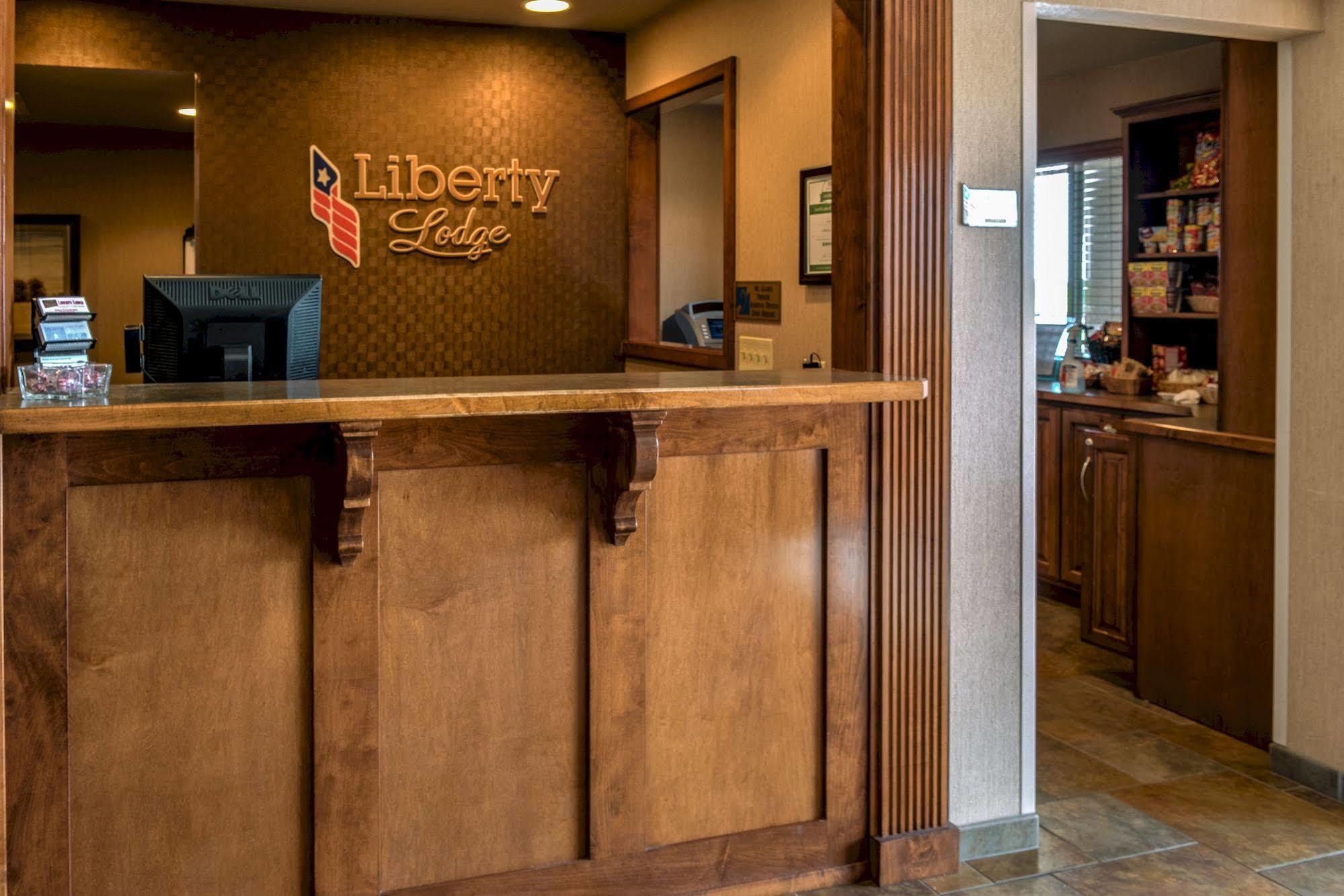 Liberty Lodge Saint Robert Exteriér fotografie